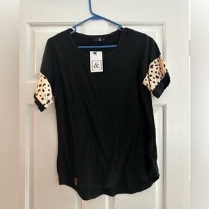 Top with leopard print sleeves